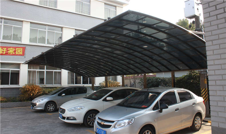  我想搭建個(gè)車(chē)棚，深圳周邊有安裝耐力板車(chē)棚的嗎？